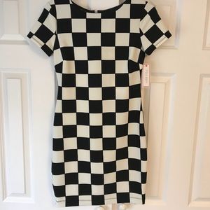 Bisou Bisou B&W Checkered Print Dress-NWT!  Size 4